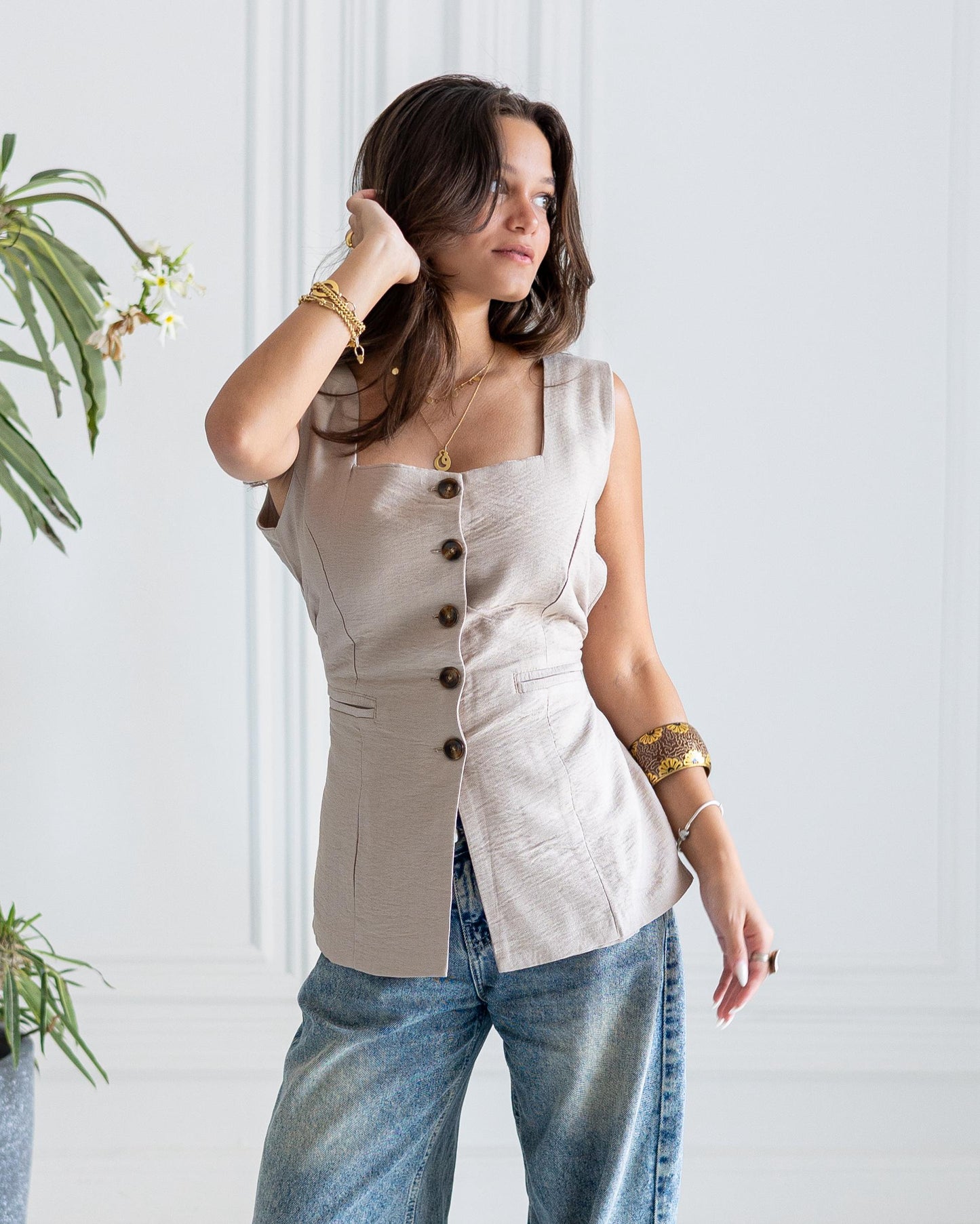 Lina Vest in beige