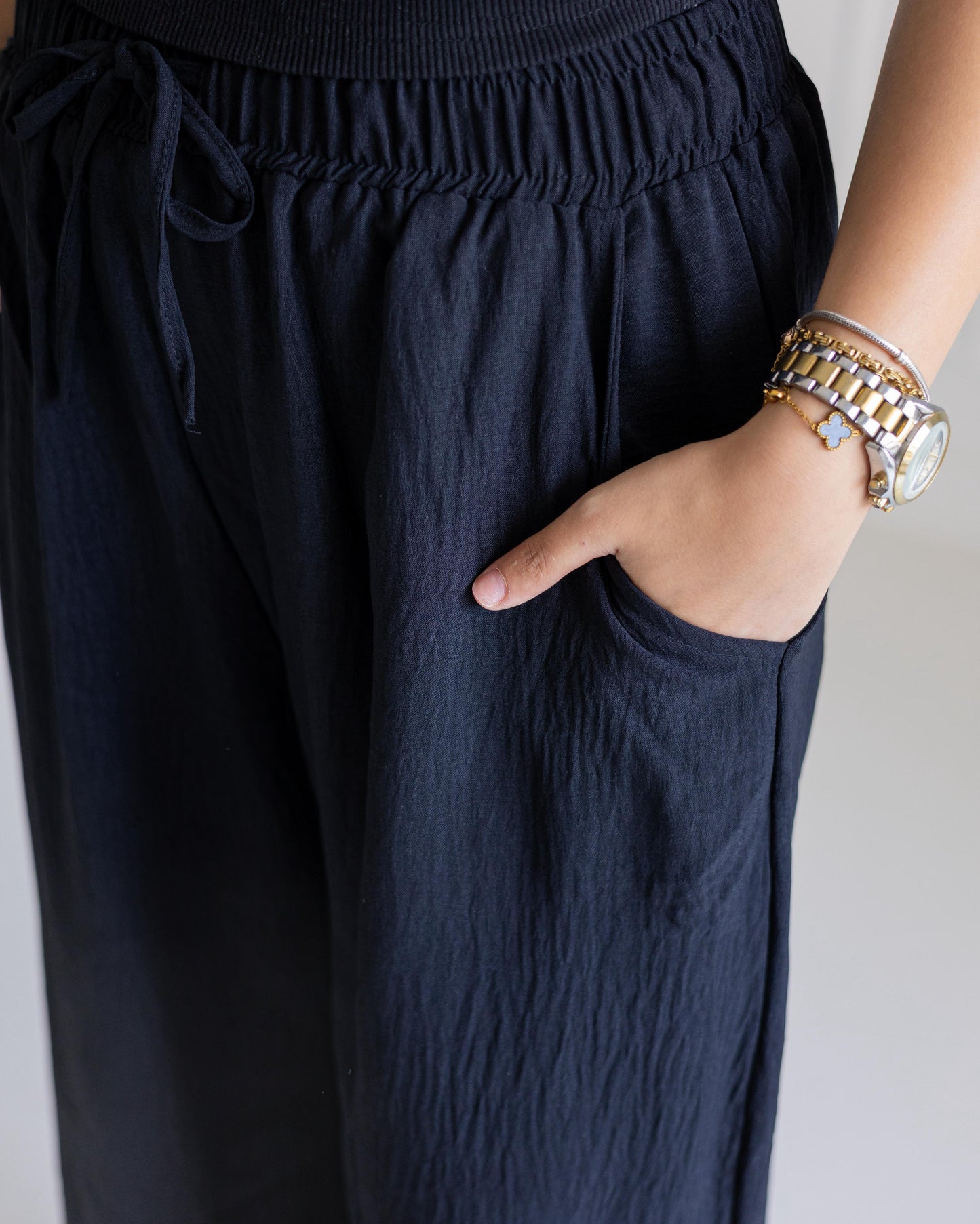 Estelle Pants in black